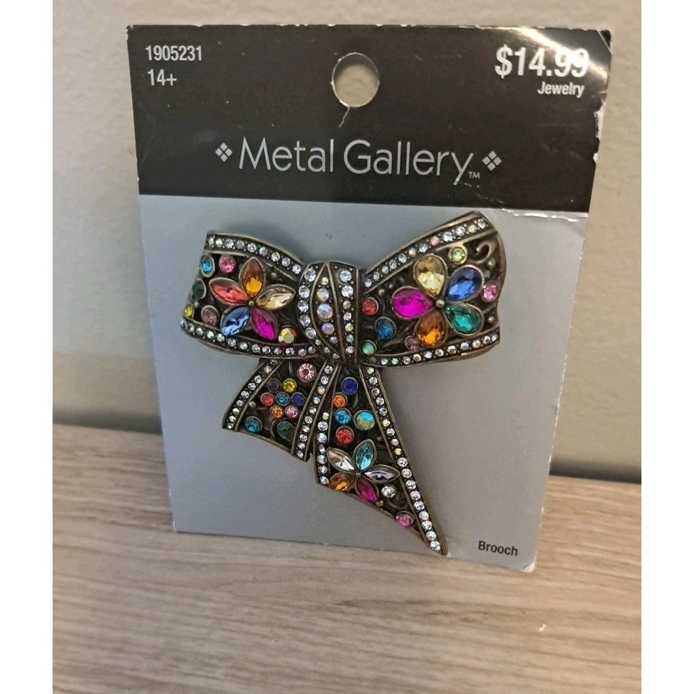 Vintage Brooch Bow Flower Design Multicolor Faux Stones Metal Gallery NWT!